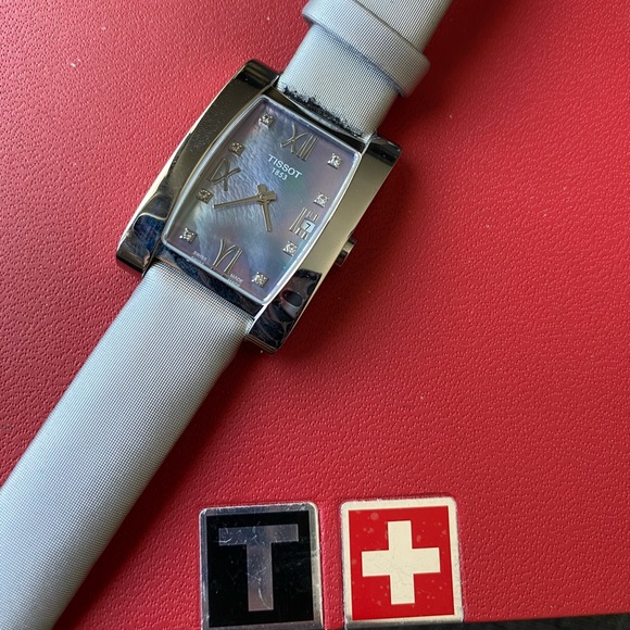 Tissot Generosi watch - Picture 2 of 7